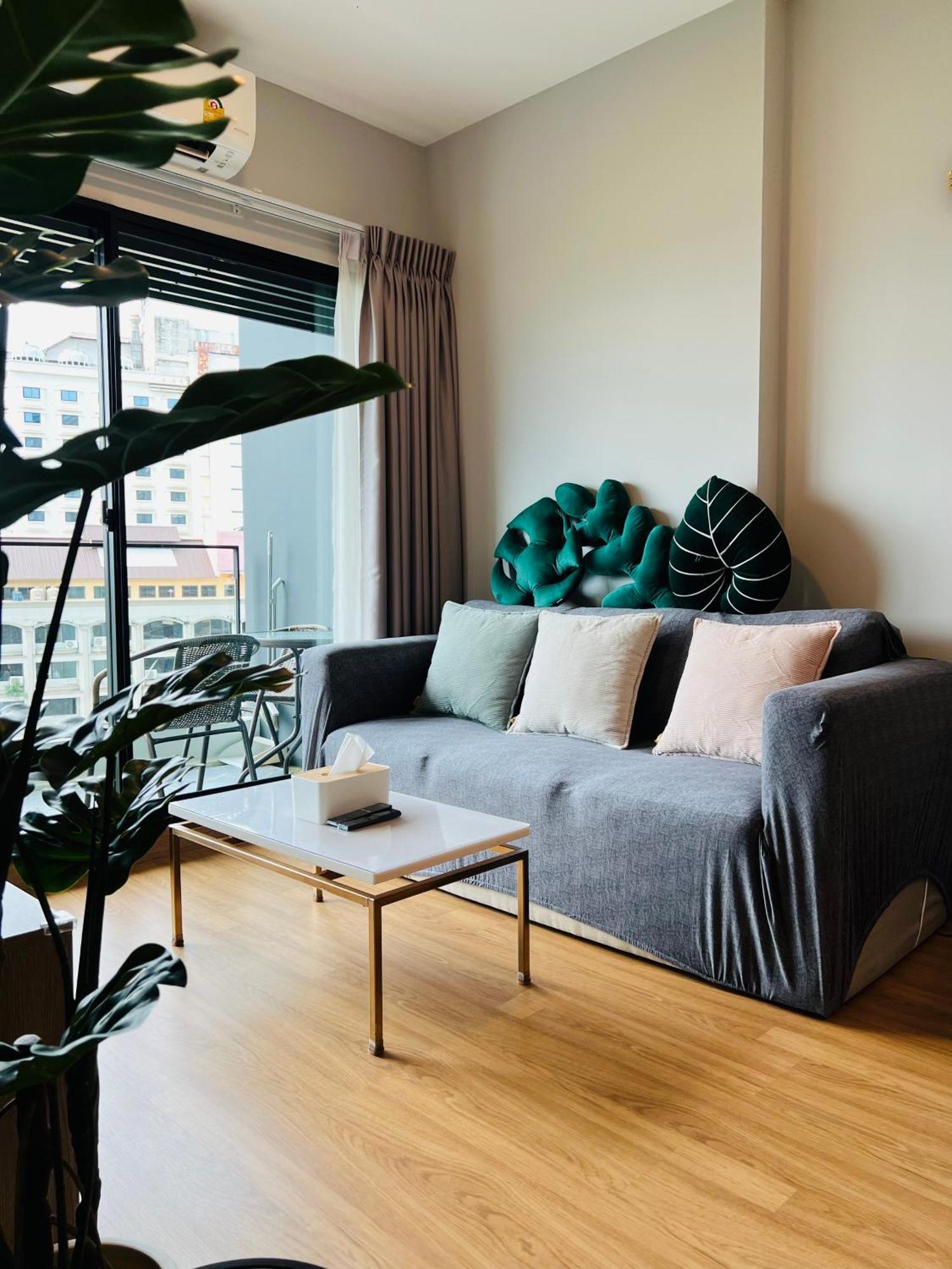 Apartment Astra Sky River Luxury 2bedroom Family With Infinity Pool, Near Old Town