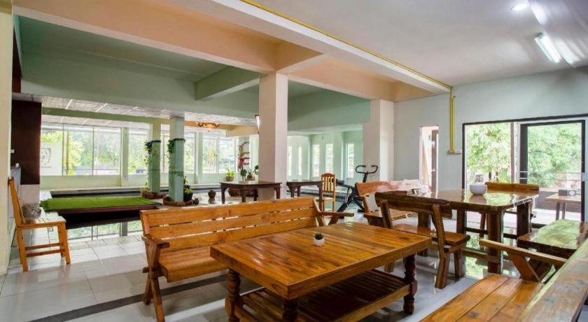 Oyo 75356 Thipsiri Hotel Chiang Mai