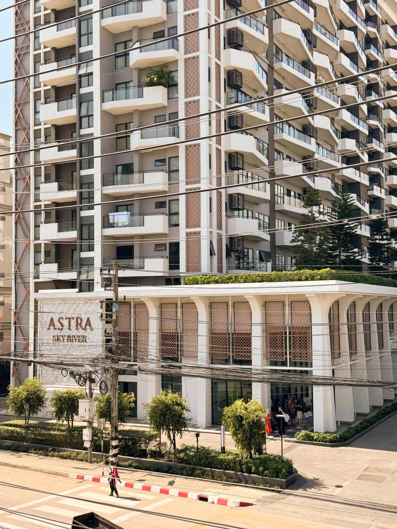 Apartment The Astra Sky River - Family Sute 2bdr 1627 *