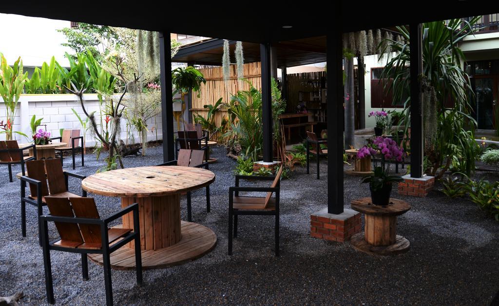 Nawa Saraan Guest house