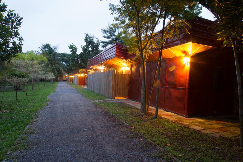 Rachaherb Gardens Resort 3*