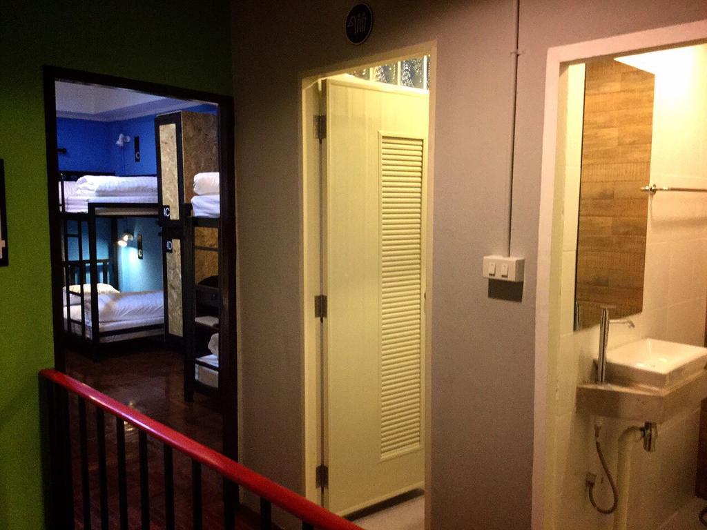 Eden Walking Street Hostel
