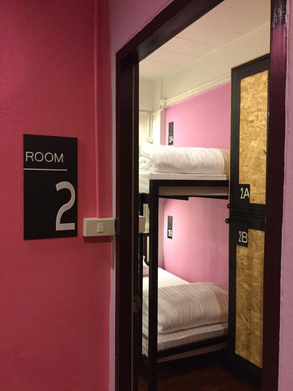 Hostel Eden Walking Street Chiang Mai