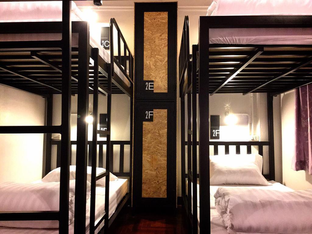 Hostel Eden Walking Street *