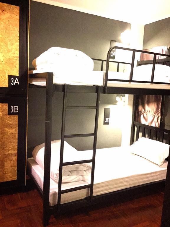 Eden Walking Street Hostel *