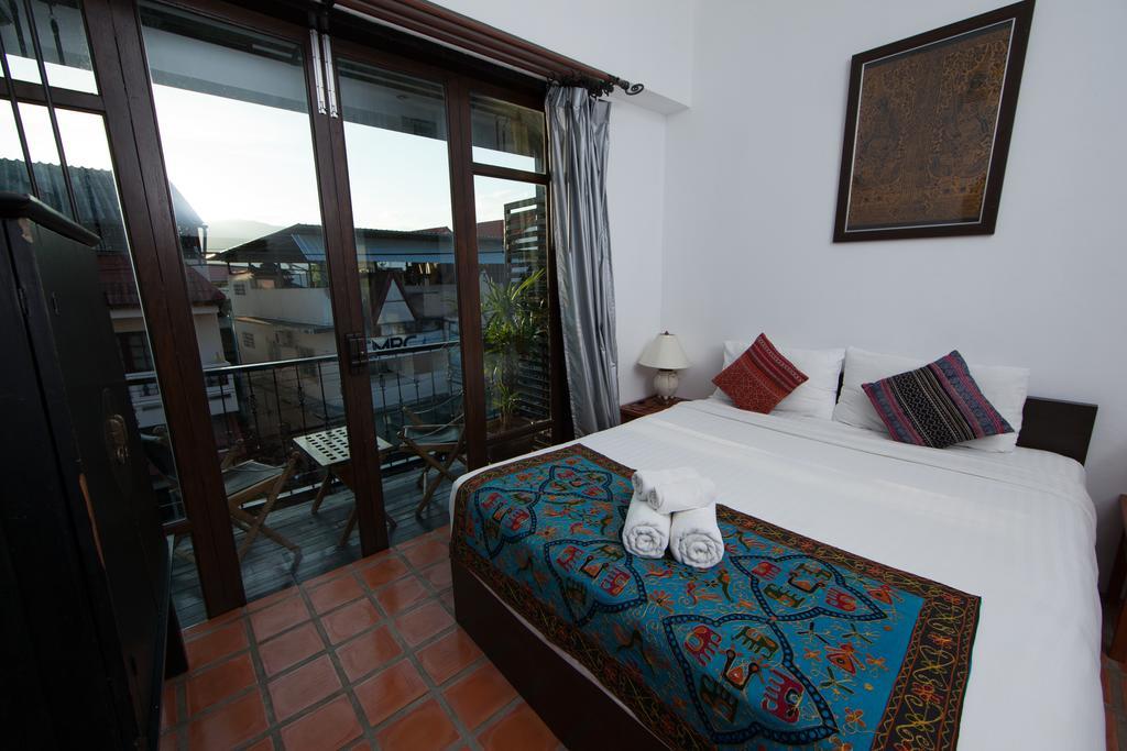Come Chiangmai Lanna Boutique House Acomodação com café da manhã 
