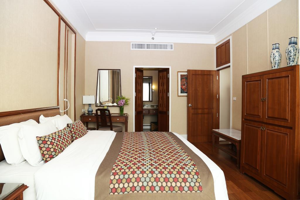 Hotel The Empress - Sha Extra 4*
