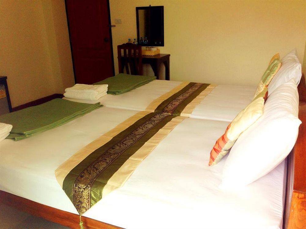 Hotel Puwanon Place 3*