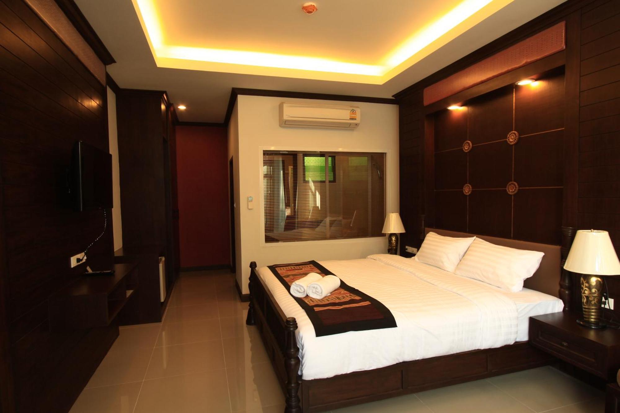 Hotel Baan Ratchiangsaen
