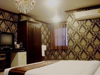 Hotel Romena Grand Chiang Mai