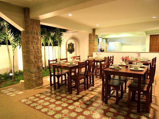 The Castle Hotel Chiang Mai
