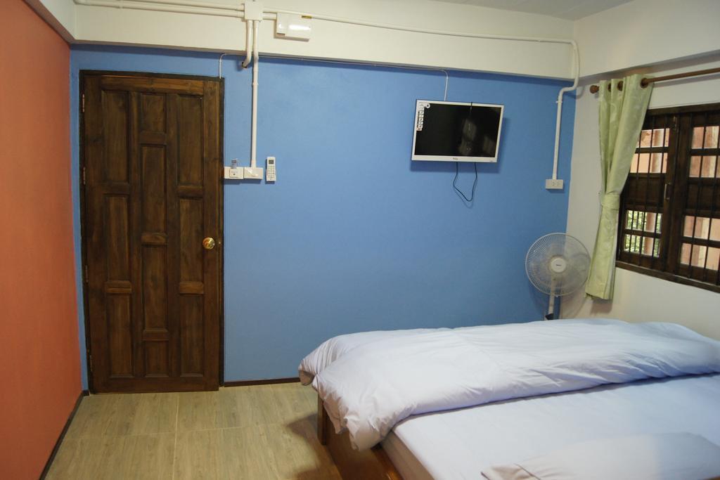 The Corner Albergue Chiang Mai