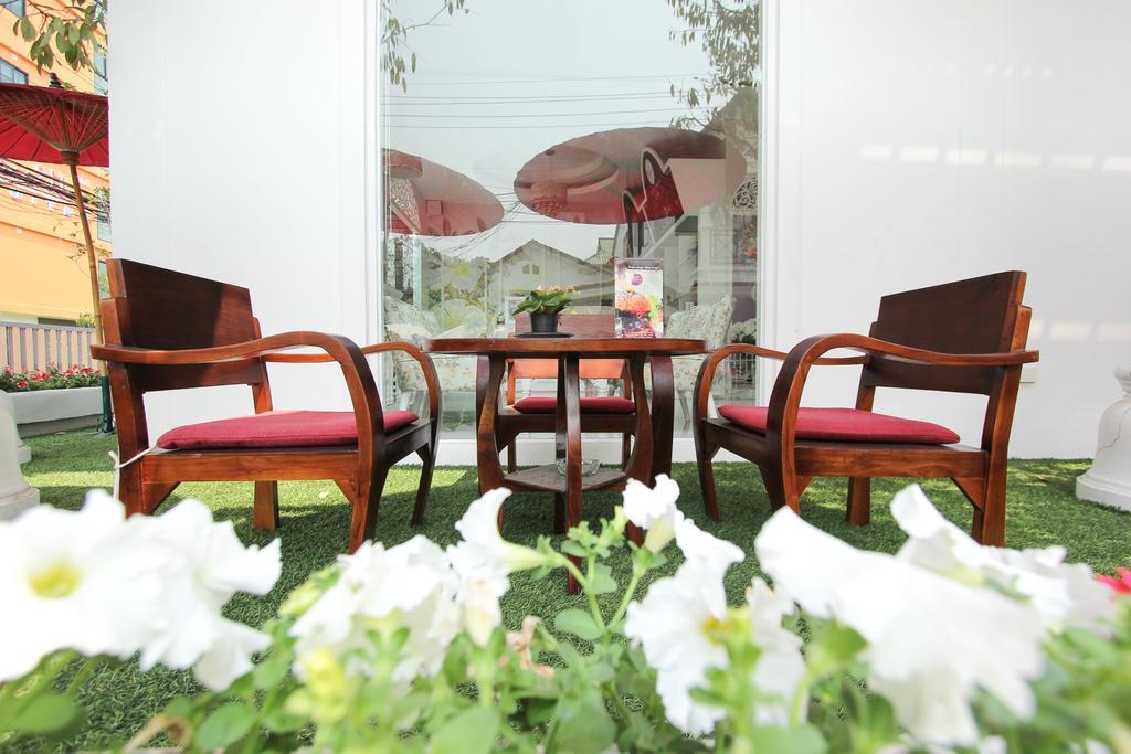 Ratchiangsaen Flora House Guest house 2*