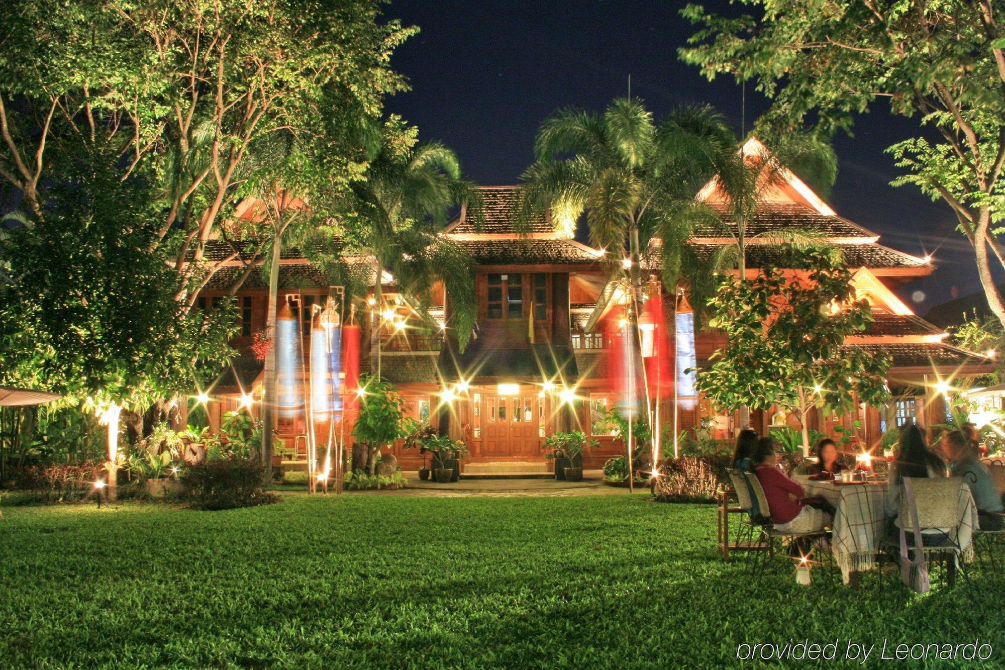 Tempat peranginan Ruen In Chiang Mai