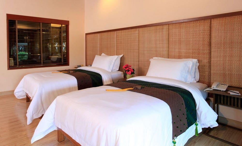 Vc@suanpaak Boutique & Service