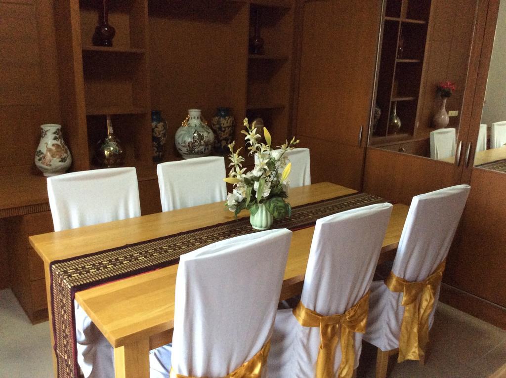 Rachaherb Gardens Resort