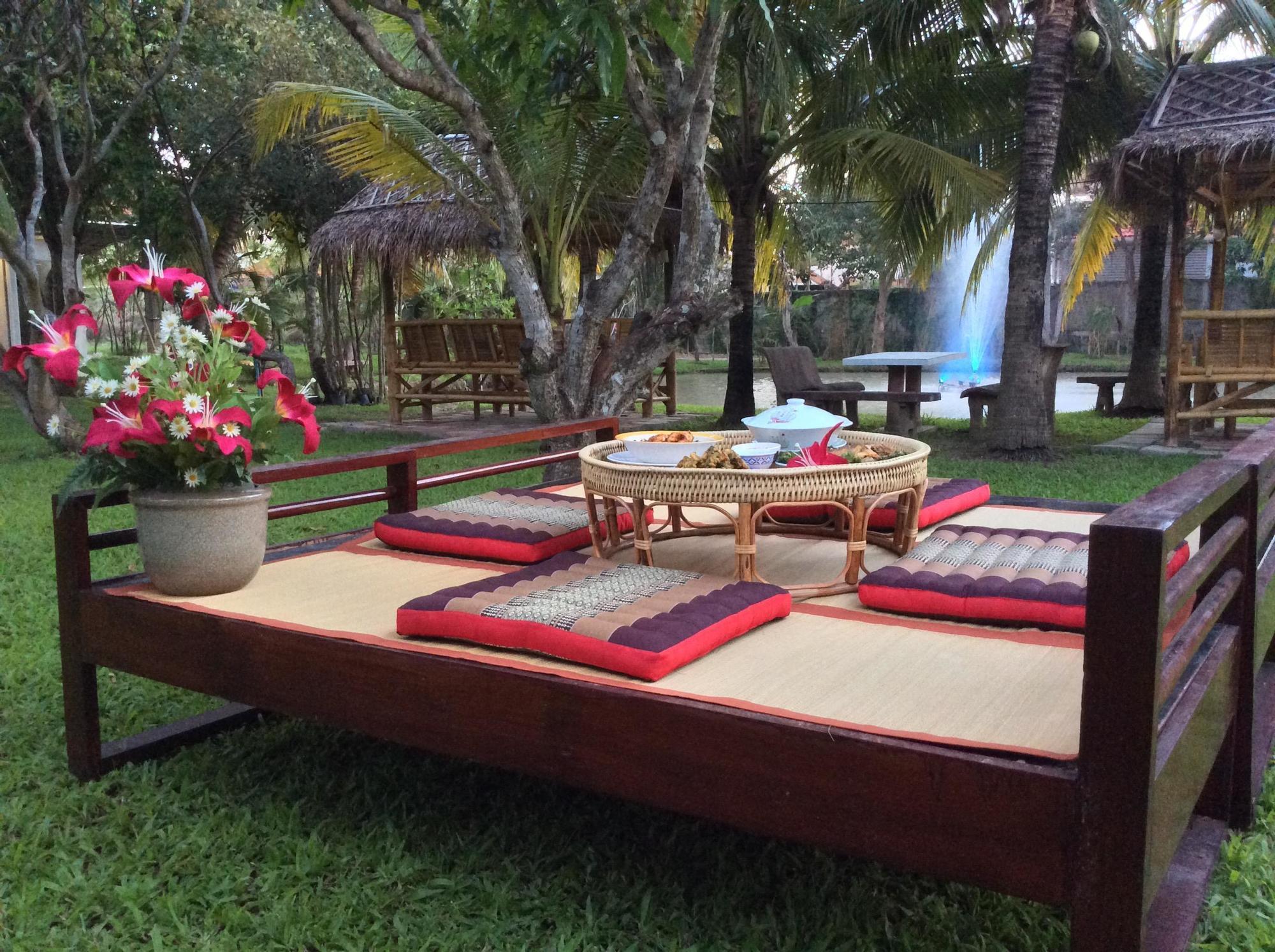 Resort Rachaherb Gardens