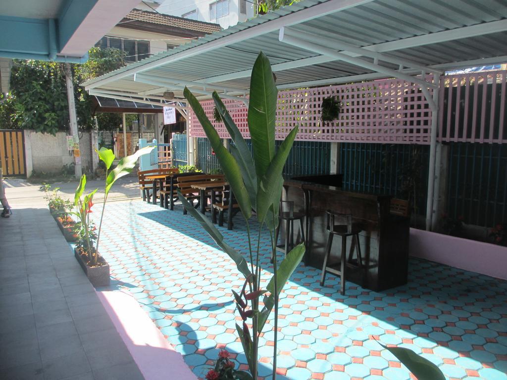 Viraporn's Place