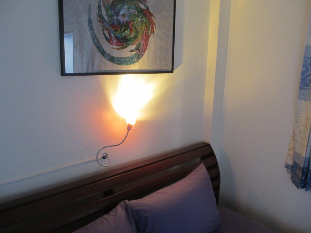 Viraporn's Place Hotel 3*