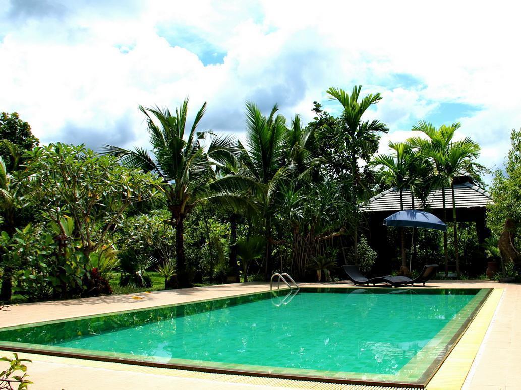Mae Nai Gardens 3*