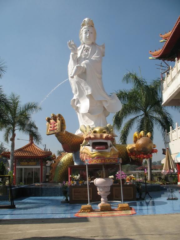 Chiangmai Family Suite-blue Eye Bunny Hotel Chiang Mai