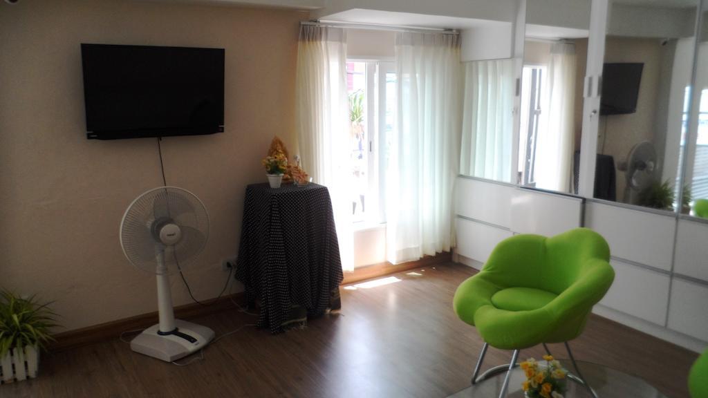 Hotel Oyo 1093 De Nawarat Boutique 3*