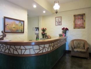 Hotel Harmony House