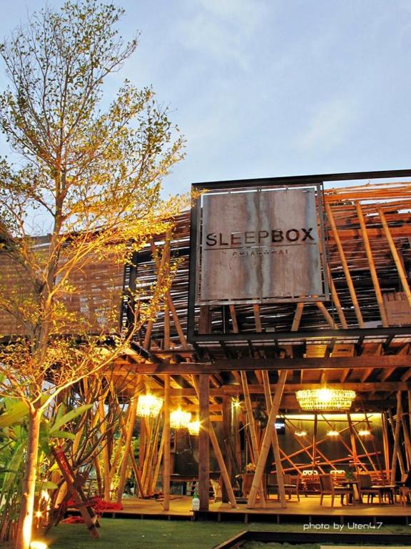 Sleepbox Chiangmai Hotel