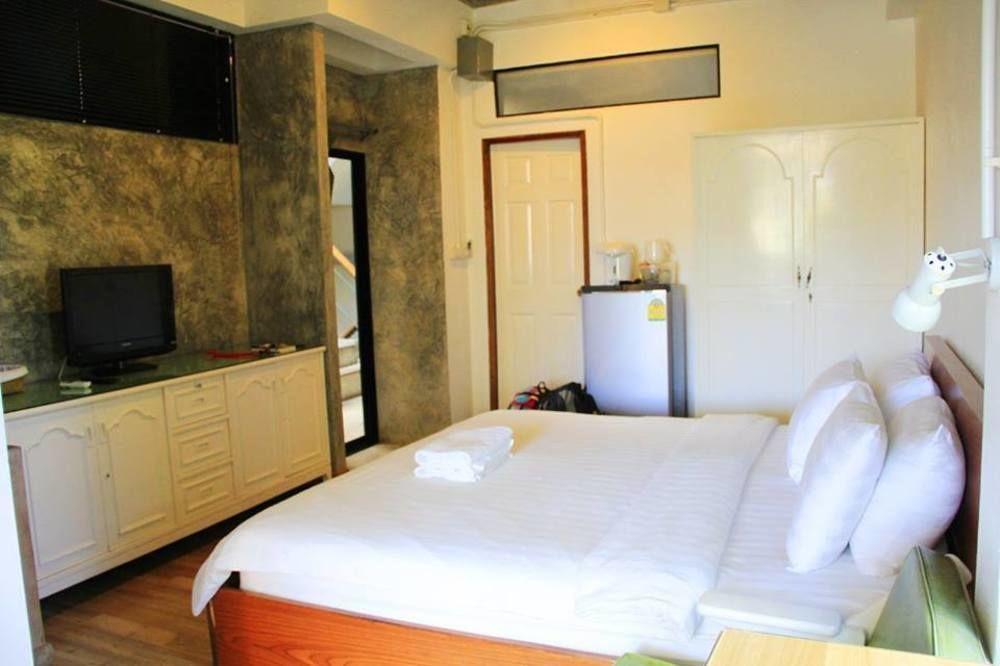 Plern Plern Bed And Bike