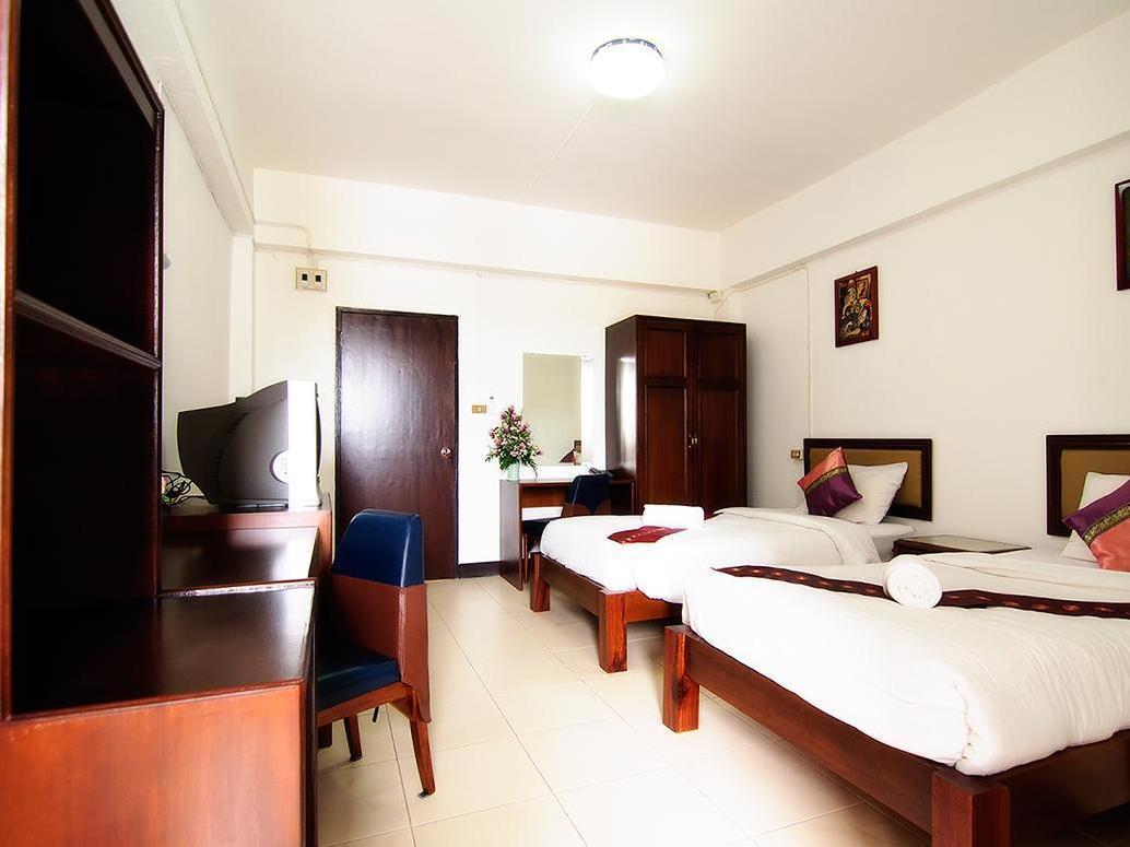 Hotel Baan Ngern Village Chiang Mai
