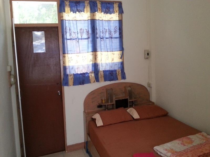 Lek Guest house 2*