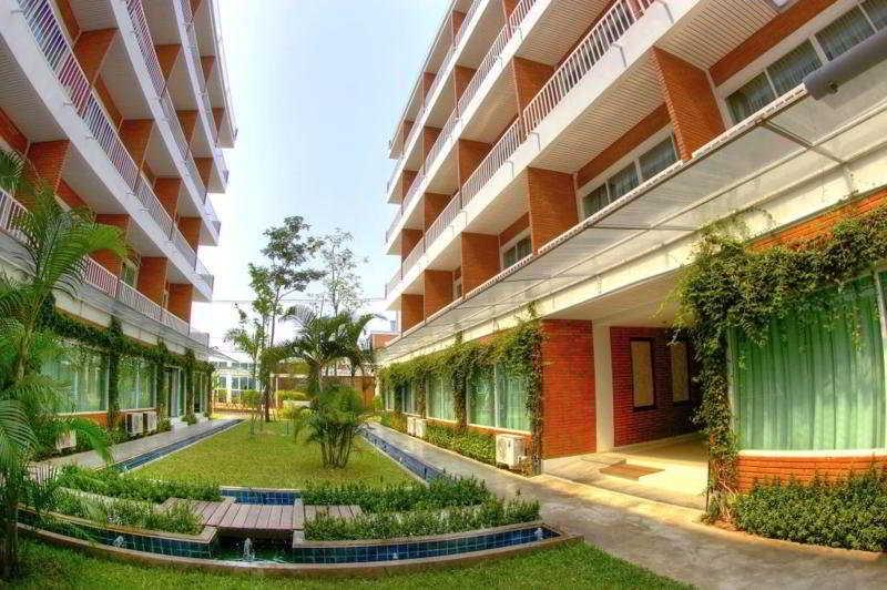 Resort B2