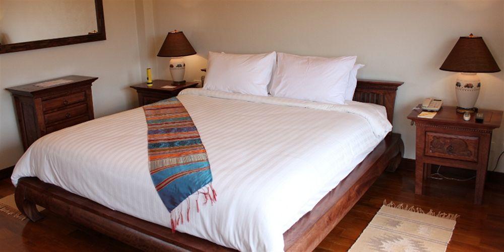 B2 Premier & Hotel 3*