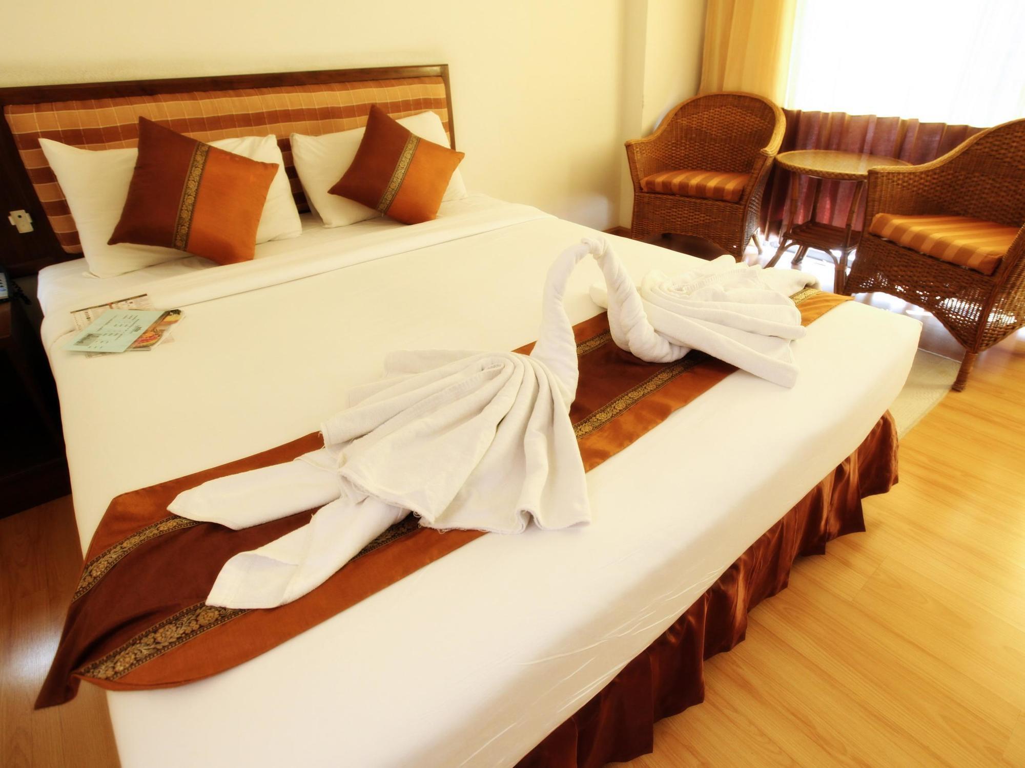Group Hotel