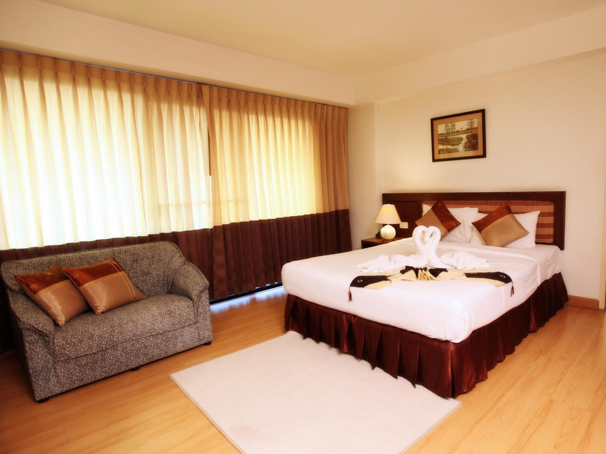 Group Hotel 4*