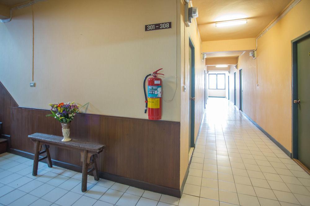 Mali's Hotel