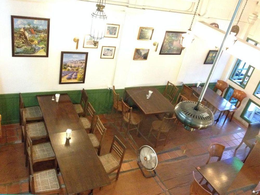 Bon Ca Va Guest house *