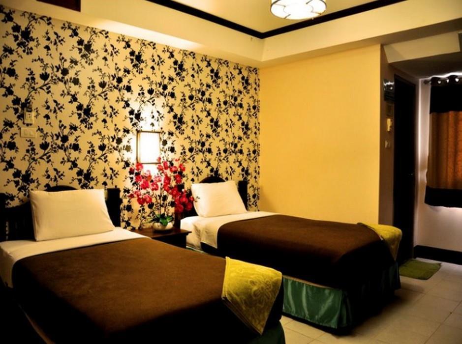 Thaphae Garden Guest house 2*