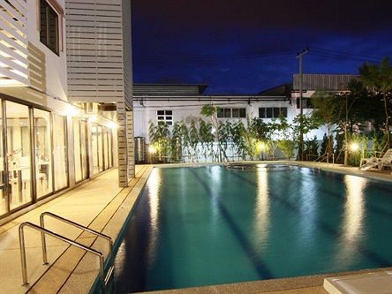 Hotel Airport Resident 1 3*