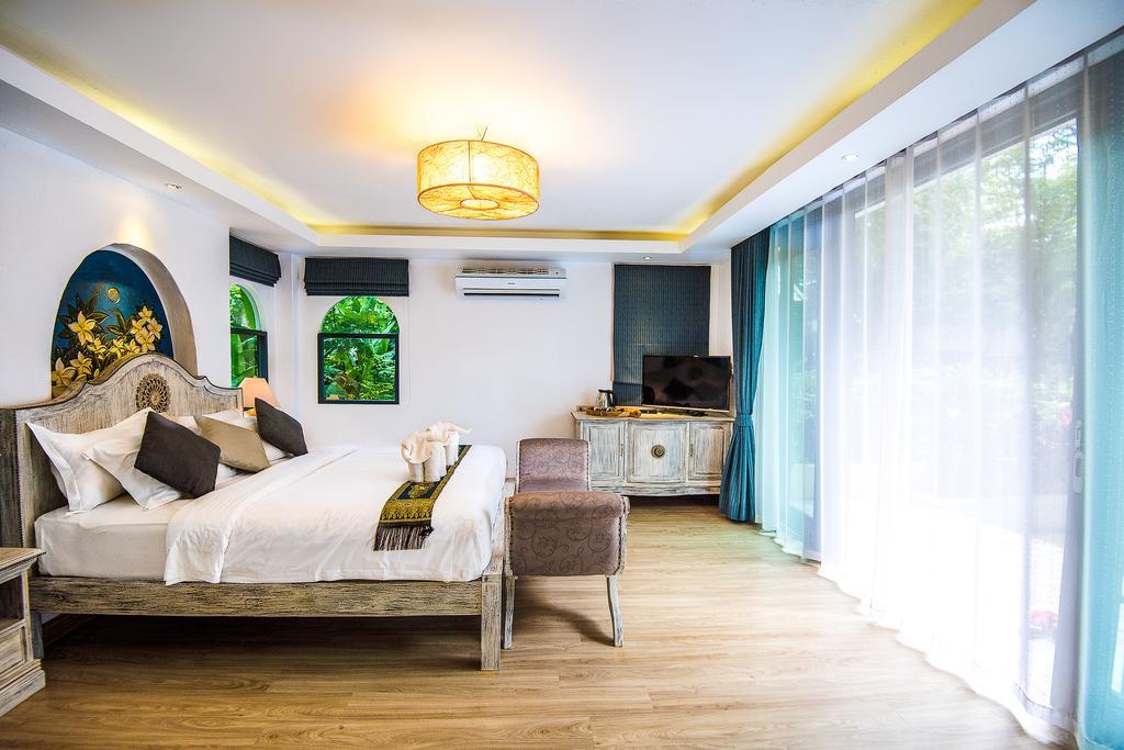E-outfitting Doikham 4* Chiang Mai