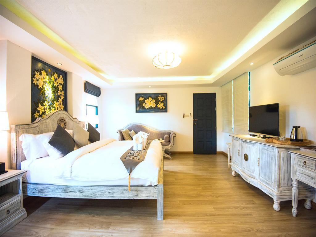 E-outfitting Doikham Resort 4*