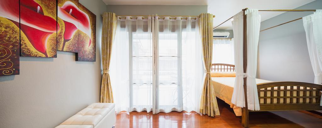 Luxury Town House In The Heart Of The Old