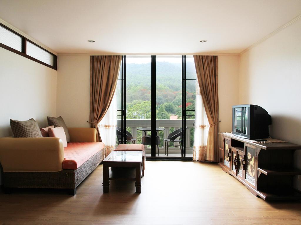 Aster Aparthotel