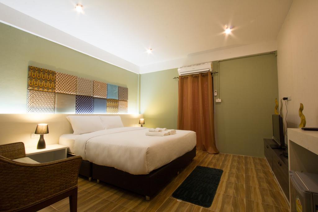 At Ease Bijou 3*