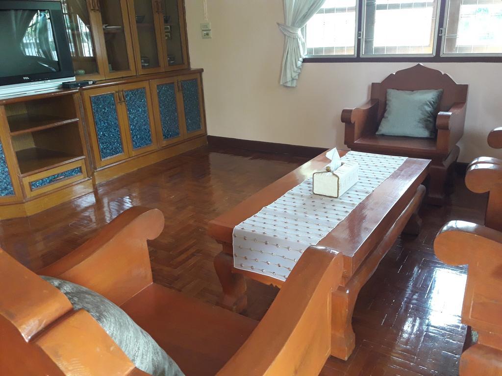 Hotel Oyo 769 Ban Thassanee Chiang Mai