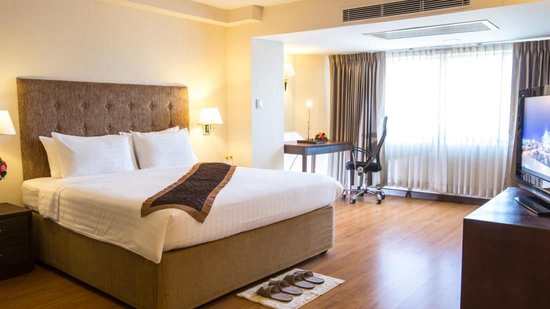Hotel Furama