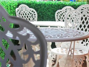 Central Guesthouse Guest house 2*