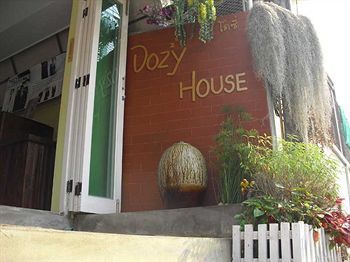 Hotel Dozy Lamoon House Chiang Mai