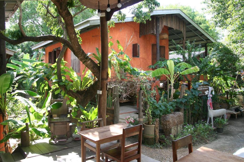 Baannoi Nornmuan Retreat Vacation & Workshop Homestay *