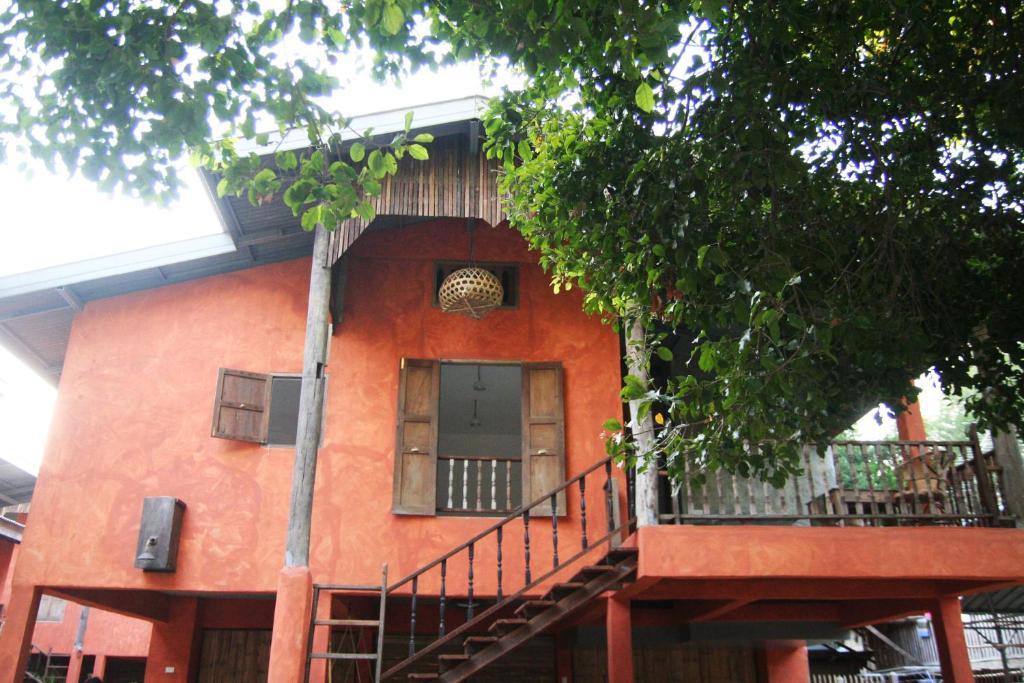 Baannoi Nornmuan Retreat Vacation & Workshop Homestay *